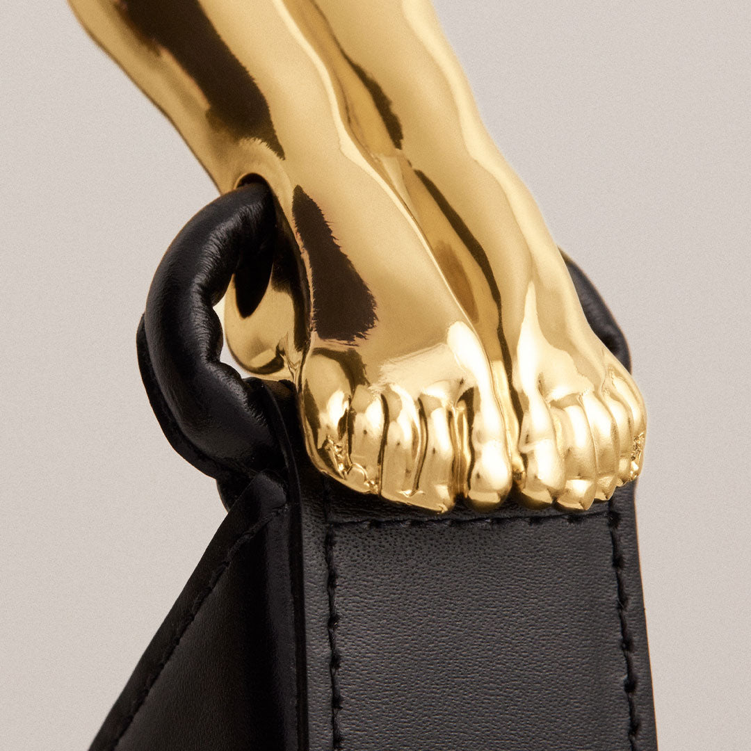 Paola_Vilas_Bolsa_escultura_corpo_feminino_preto