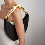 Paola_Vilas_Bolsa_escultura_corpo_feminino_preto